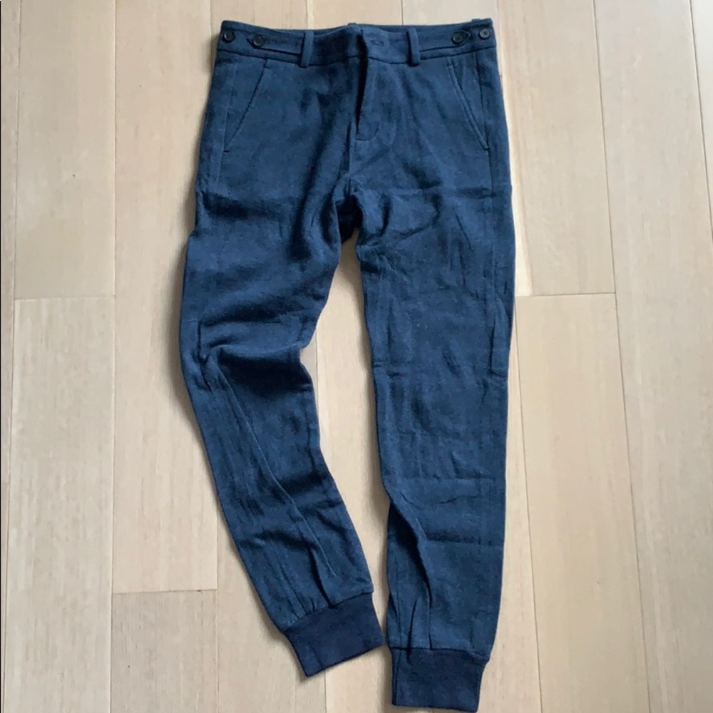 Vince blue joggers